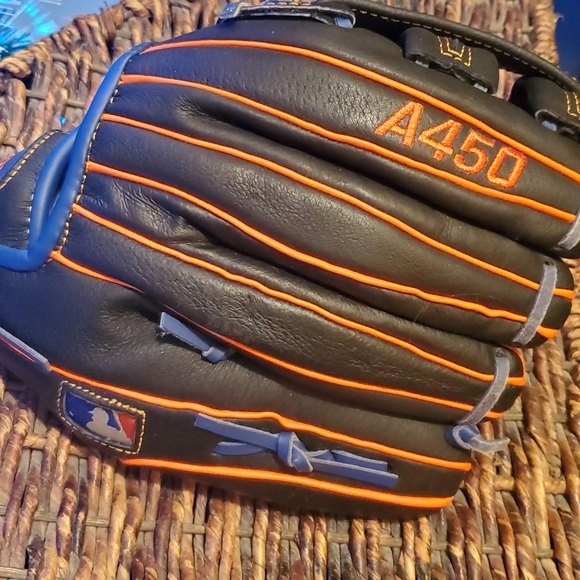 Wilson baseball glove A450 - Picture 3 of 7